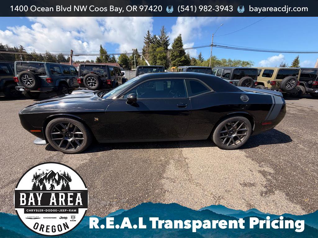 Used 2017 Dodge Challenger Scat Pack RWD image 8