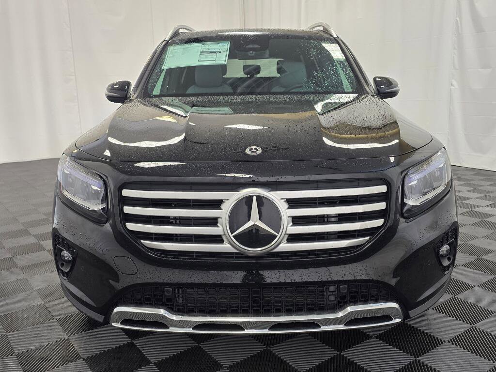 New 2026 Mercedes-Benz GLB 250 4MATIC image 9