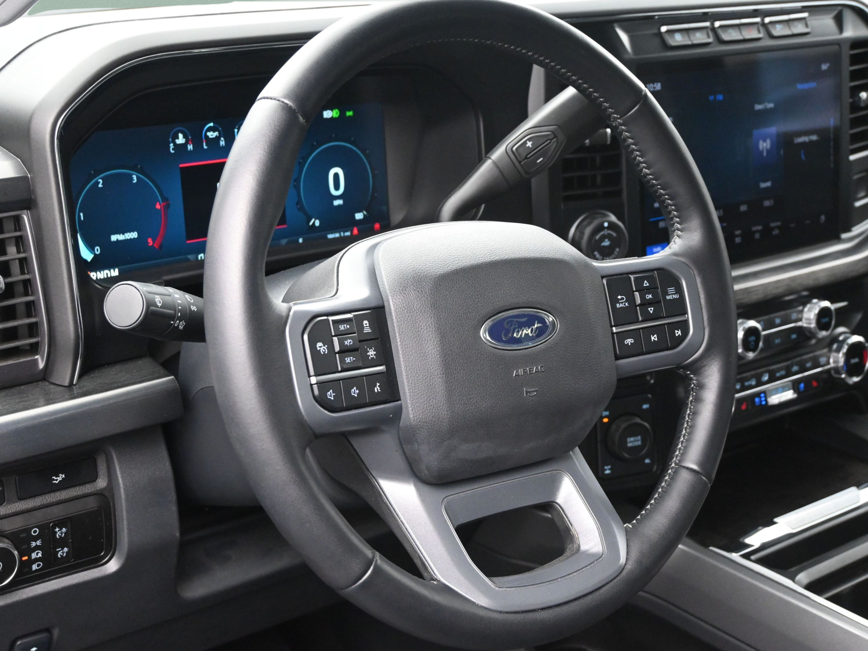 Used 2024 Ford F250 Lariat w/ Lariat Ultimate Package AWD/4WD image 17
