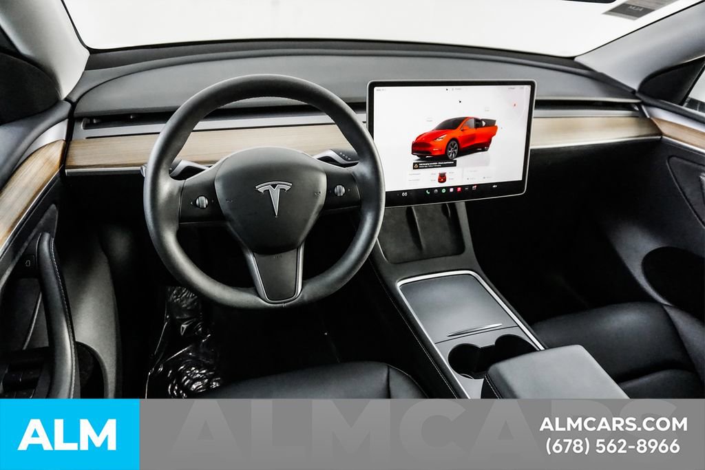 Used 2025 Tesla Model Y Long Range AWD/4WD image 22