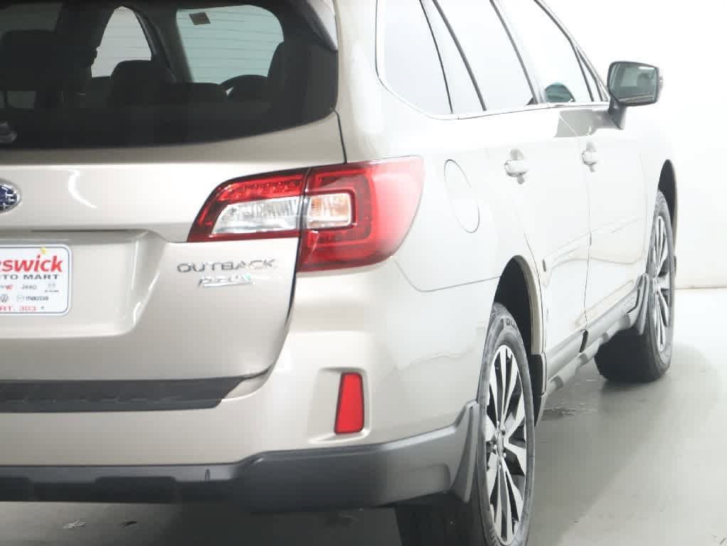 Used 2016 Subaru Outback 2.5i Limited AWD/4WD image 45
