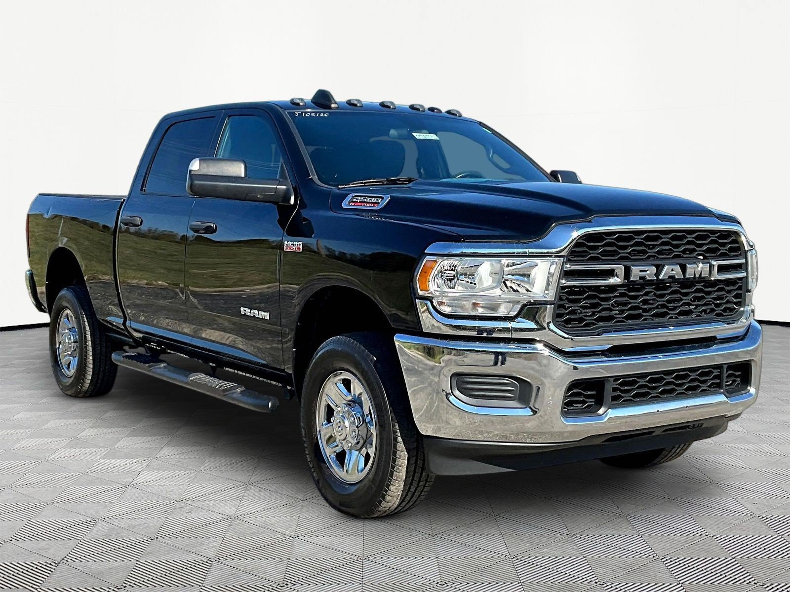 Used 2021 RAM 2500 Tradesman AWD/4WD image 3
