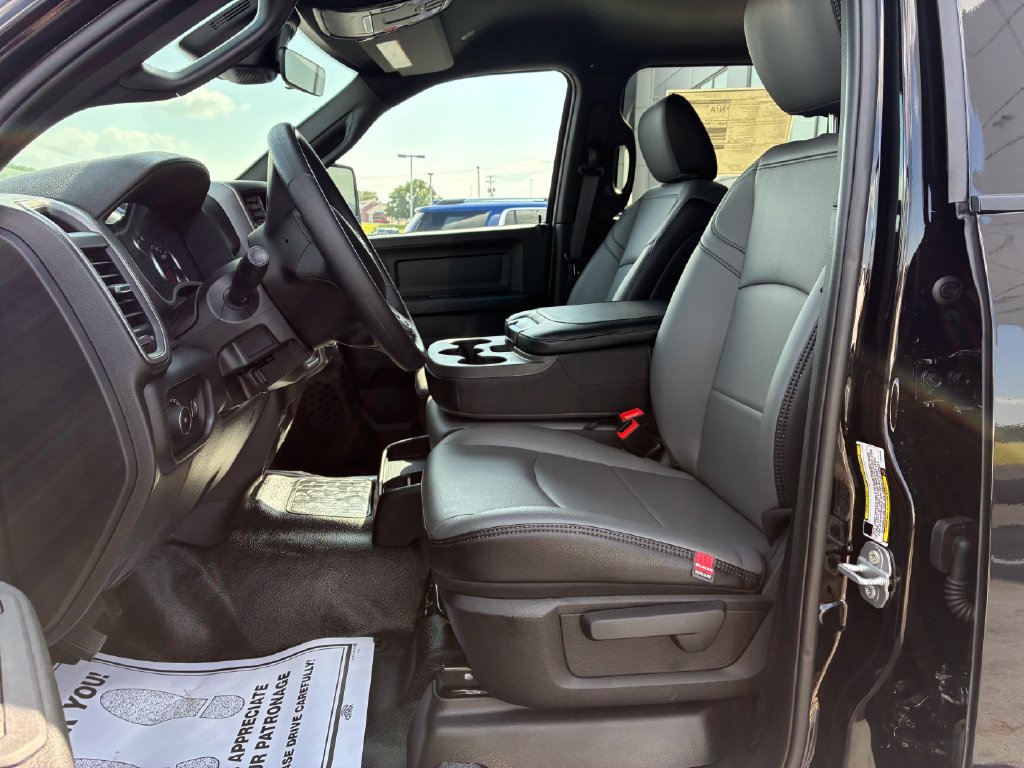 New 2026 RAM 3500 Tradesman w/ Chrome Appearance Group A AWD/4WD image 7