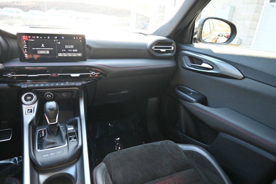Used 2024 Dodge Hornet R/T image 12