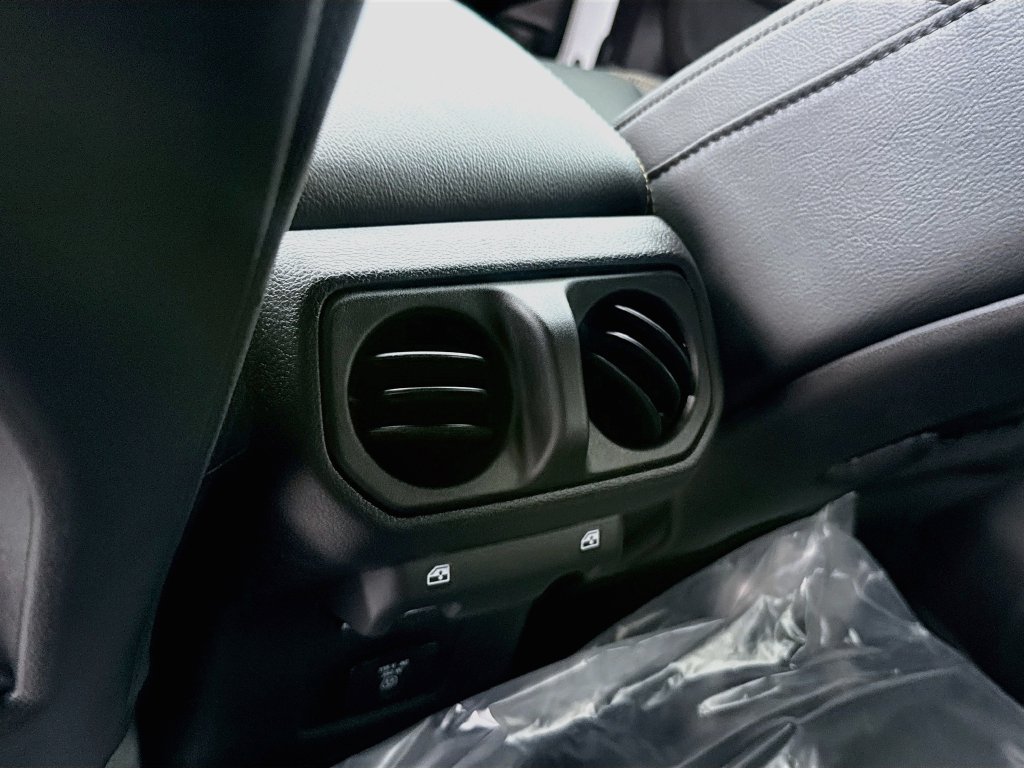 New 2027 Jeep Wrangler Unlimited Sahara AWD/4WD image 27