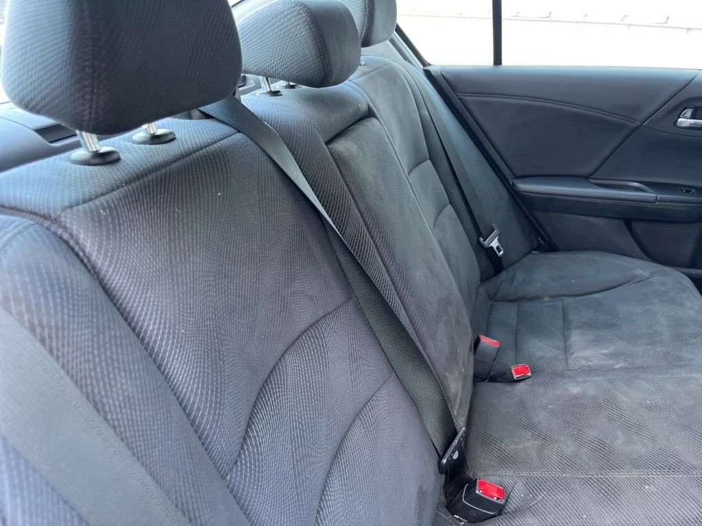 Used 2016 Honda Accord EX image 37