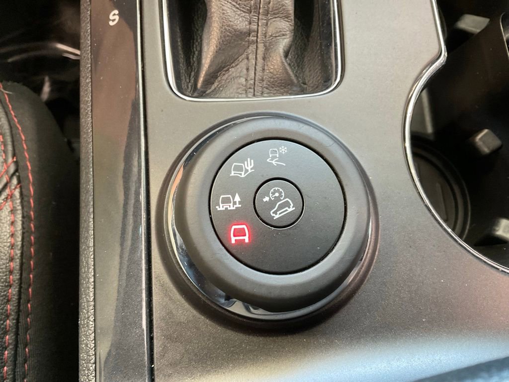 Used 2018 Ford Explorer XLT w/ Equipment Group 202A image 17