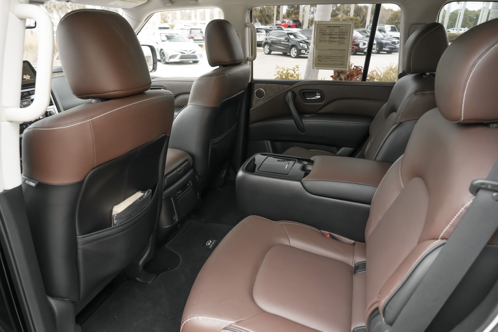 Used 2023 INFINITI QX80 Premium Select w/ Cargo Package image 18