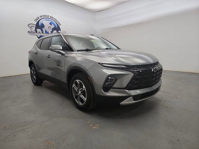 Used 2023 Chevrolet Blazer LT w/ LPO, Black Grille Bar Package image 12