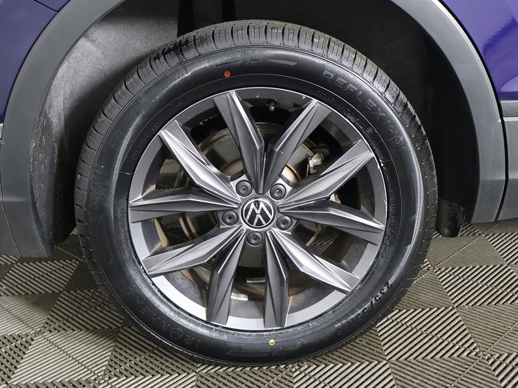 Used 2023 Volkswagen Tiguan SE image 20