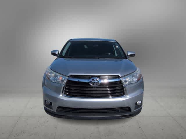 Used 2016 Toyota Highlander Plus AWD/4WD image 3