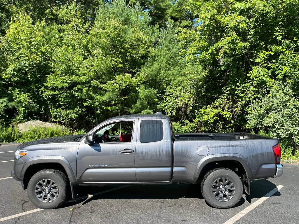 Certified 2022 Toyota Tacoma SR5 w/ SR5 Appearance Package (SM) AWD/4WD image 27