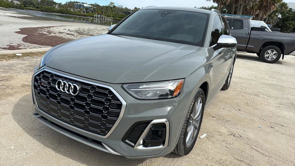 Used 2021 Audi SQ5 Premium Plus w/ Premium Plus Package image 3