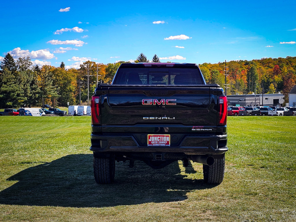 Used 2024 GMC Sierra 2500 Denali w/ Snow Plow Prep/Camper Package AWD/4WD image 6