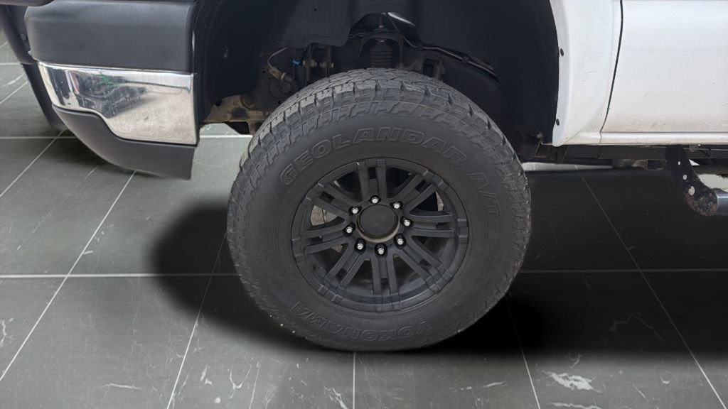 Used 2007 Chevrolet Silverado 2500 LT w/ Skid Plate Package image 9