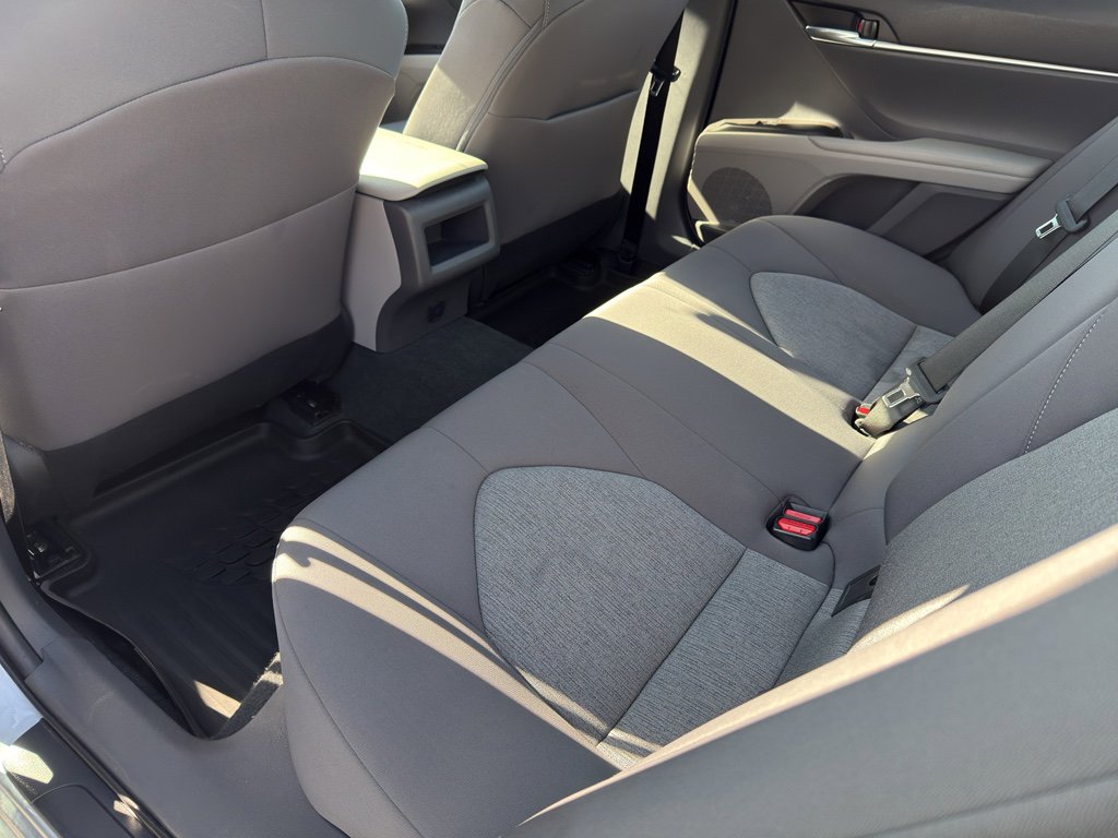 Used 2022 Toyota Camry LE image 24