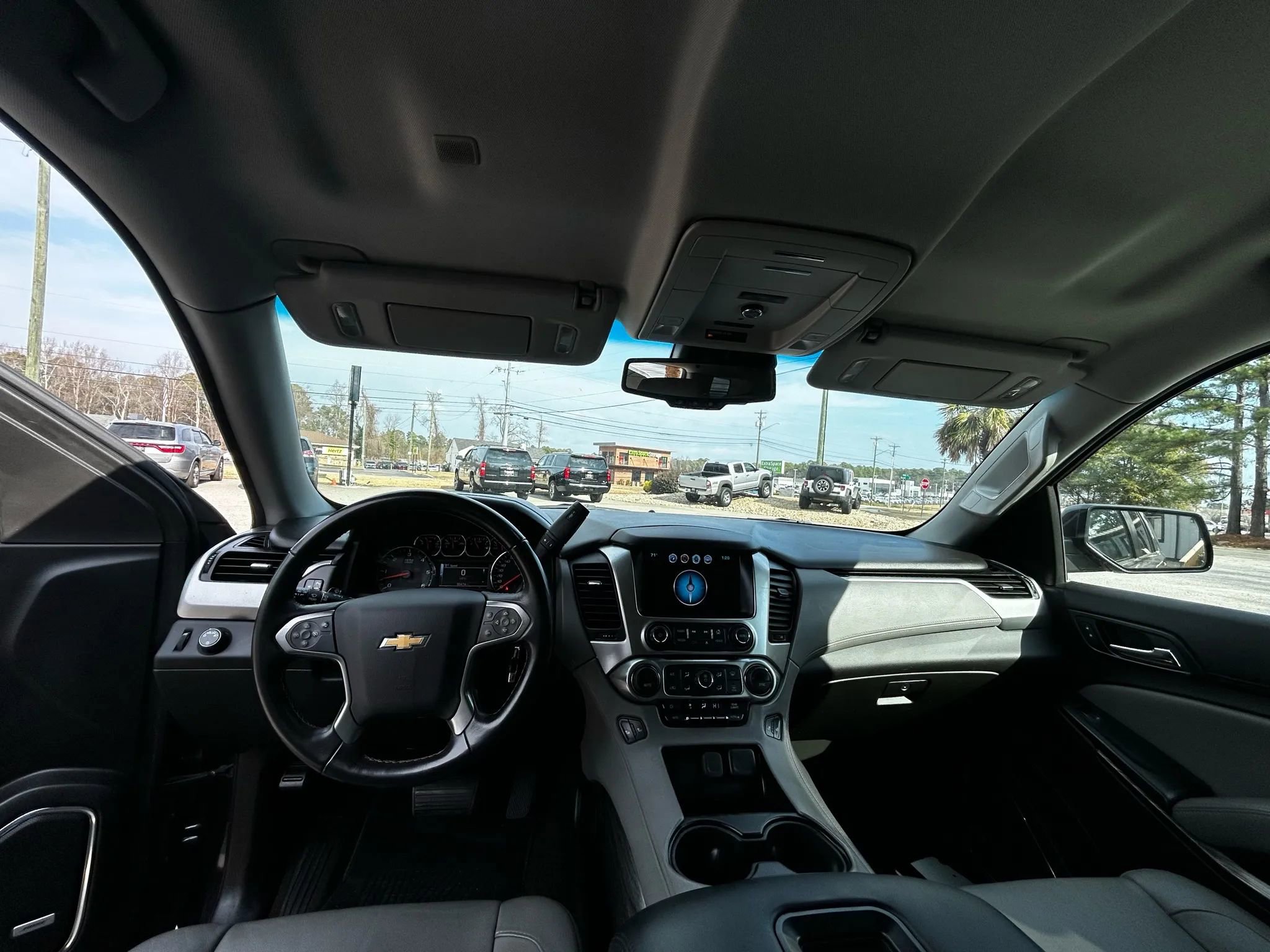 Used 2018 Chevrolet Tahoe LT image 22