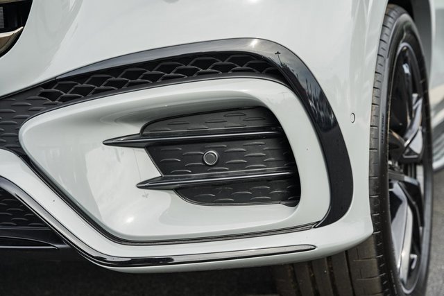 New 2026 Mercedes-Benz GLS 580 4MATIC image 14