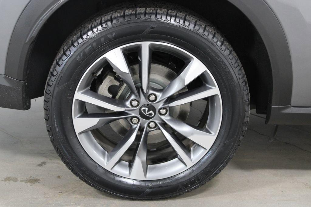 Used 2023 INFINITI QX60 Luxe FWD image 13