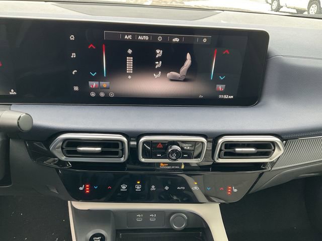 New 2026 Nissan Sentra SL w/ Floor Mat Package image 16