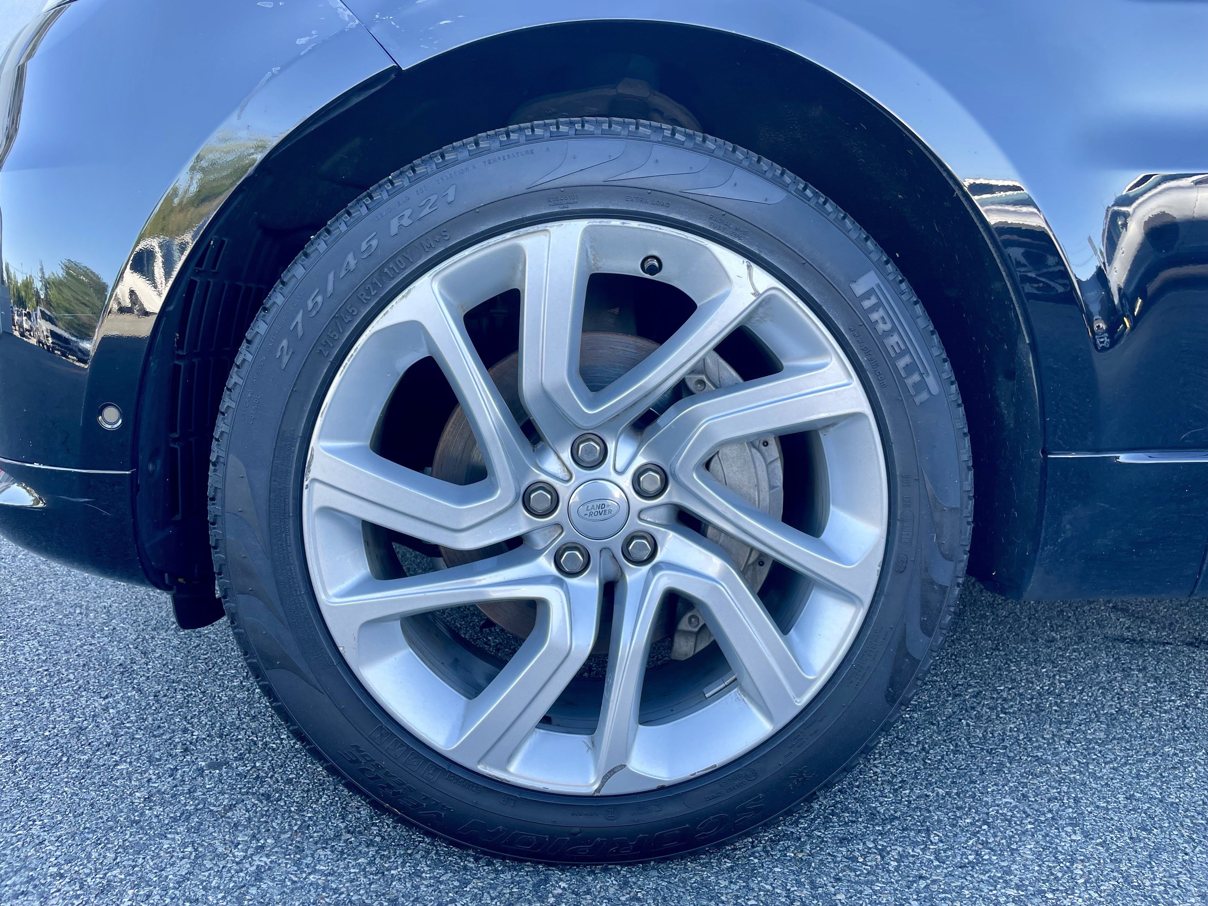 Used 2019 Land Rover Range Rover Sport HSE AWD/4WD image 9