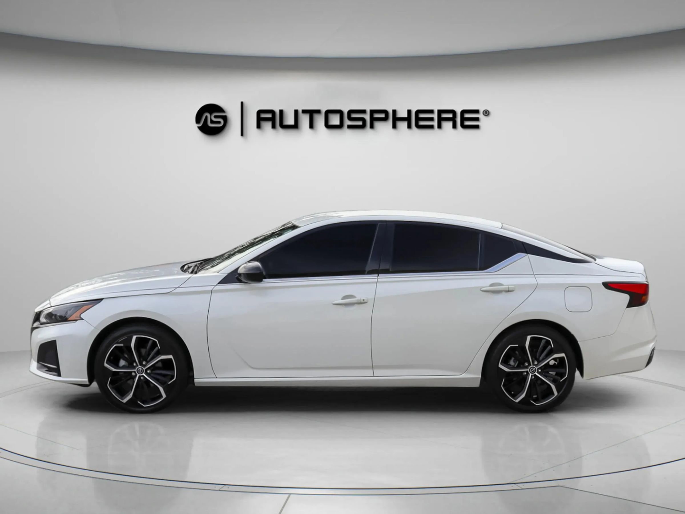 Used 2024 Nissan Altima 2.5 SR image 5