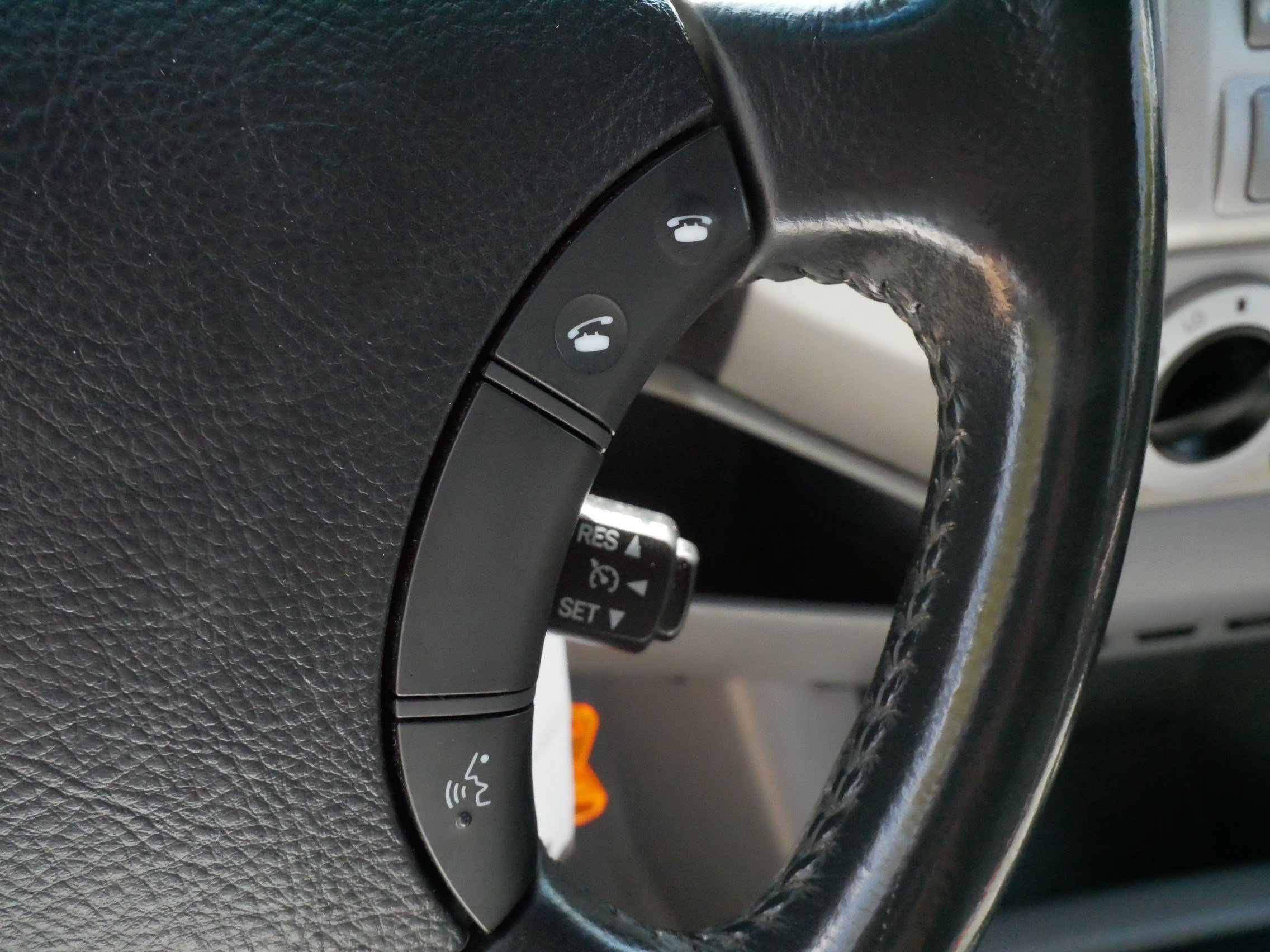 Used 2011 Toyota Tacoma 4x4 Double Cab w/ TRD Sport Pkg w/JBL Audio image 25