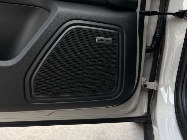 Used 2025 Porsche Macan image 22