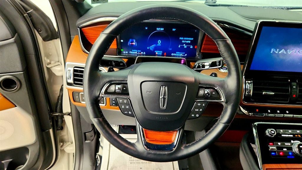Used 2024 Lincoln Navigator L Reserve AWD/4WD image 14