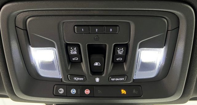 Used 2025 GMC Sierra 3500 AT4 w/ AT4 Premium Plus Package image 41