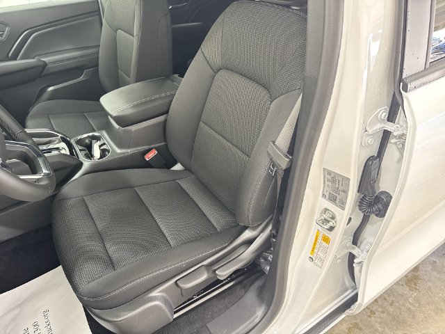 New 2026 GMC Canyon Elevation RWD image 19