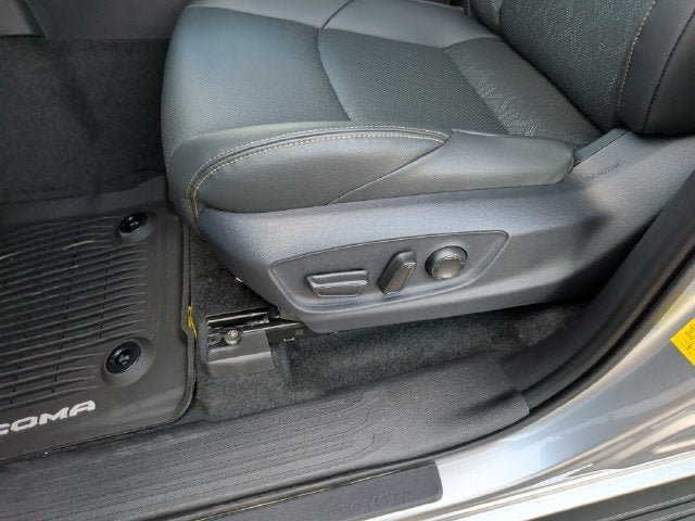 New 2026 Toyota Tacoma Limited AWD/4WD image 12