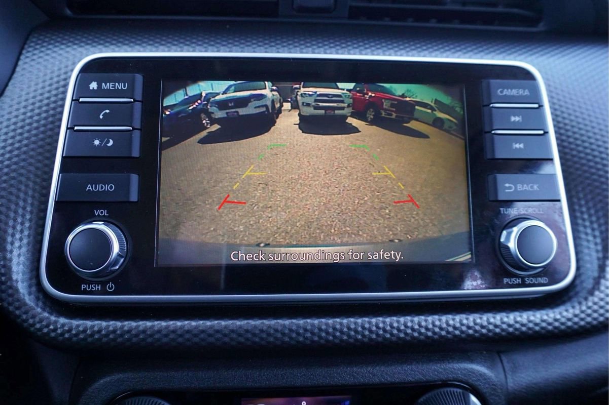 Used 2020 Nissan Kicks SV FWD image 27