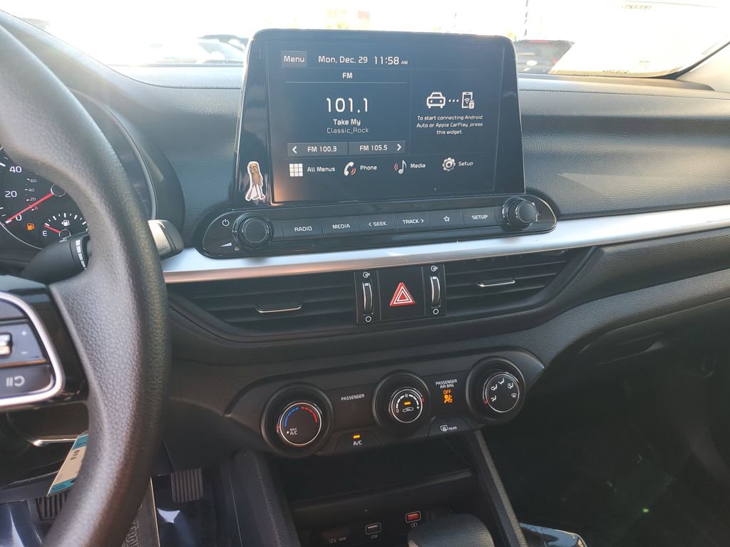 Used 2024 Kia Forte LXS image 19