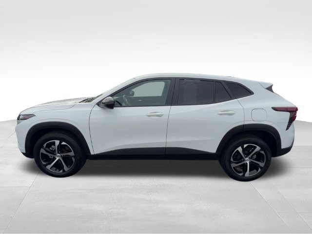 Certified 2024 Chevrolet Trax RS w/ Driver Confidence Package FWD image 3