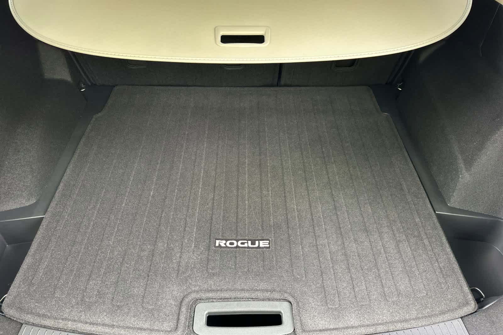 New 2026 Nissan Rogue SV AWD/4WD image 15