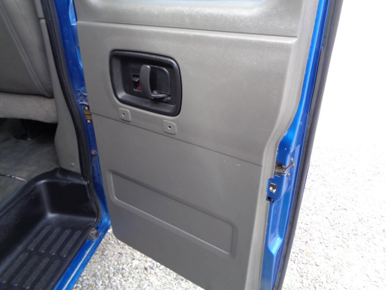 Used 2018 GMC Savana 3500 LT w/ LT Preferred Equipment Group image 40