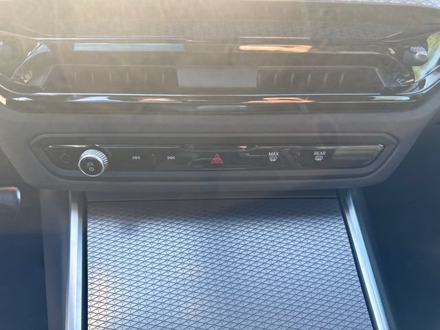 Used 2026 BMW 330i xDrive Sedan AWD/4WD image 18