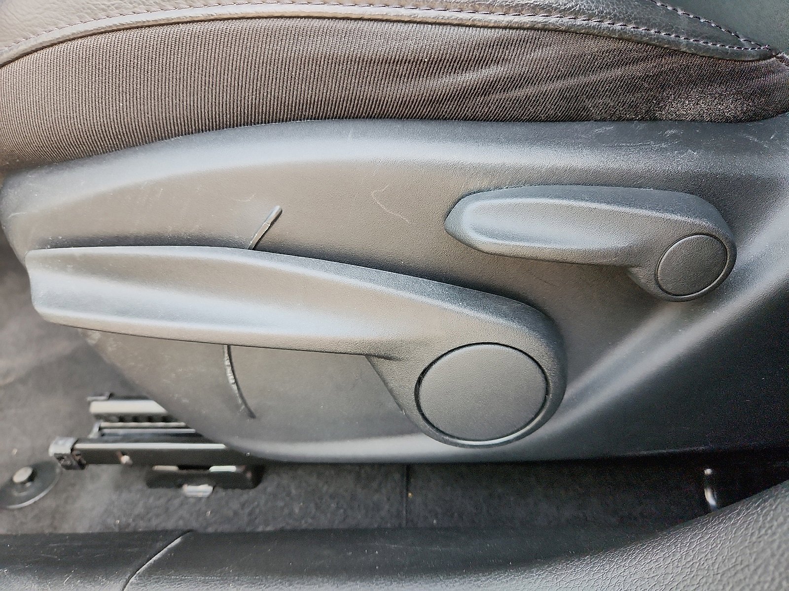 Used 2023 Jeep Compass Trailhawk image 14