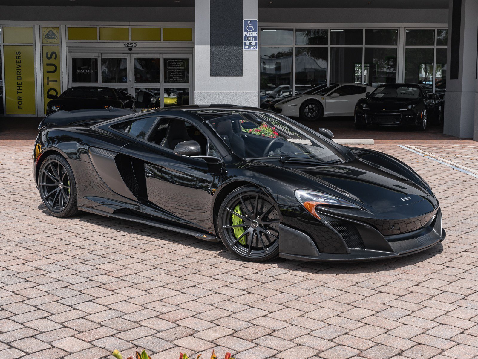 Used 2016 McLaren 675LT Coupe image 36
