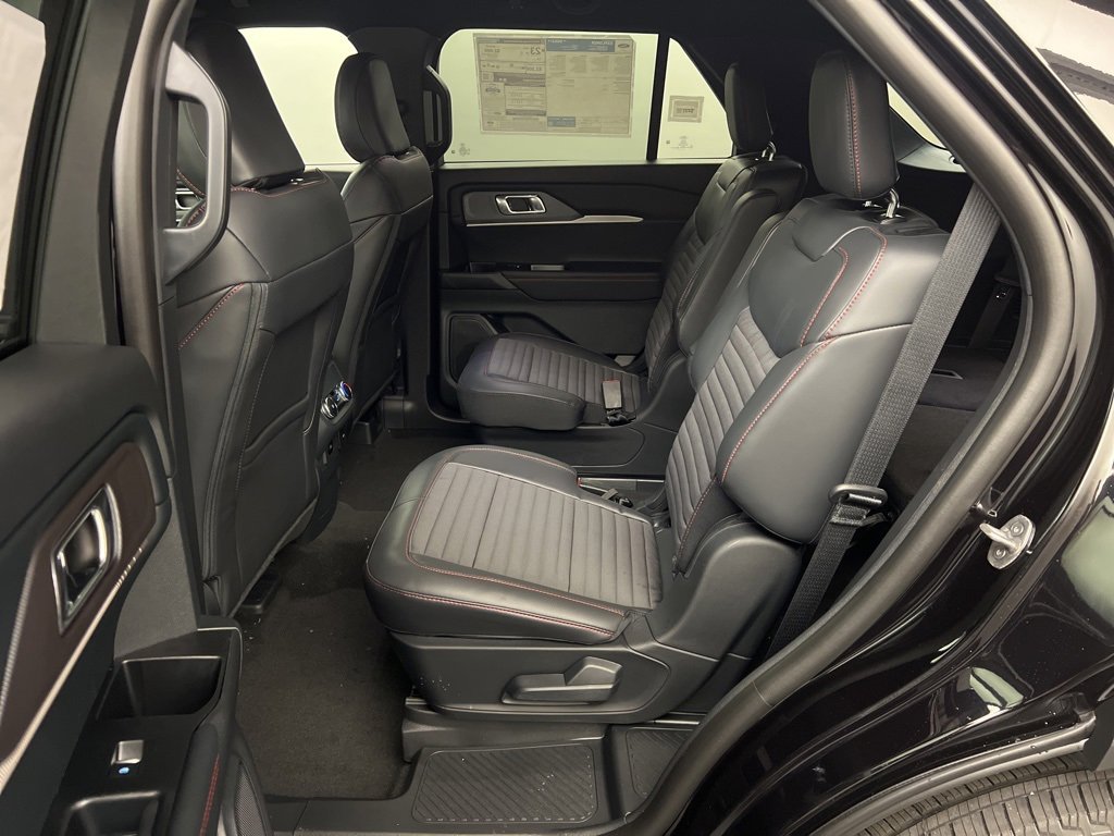 New 2025 Ford Explorer ST-Line image 25