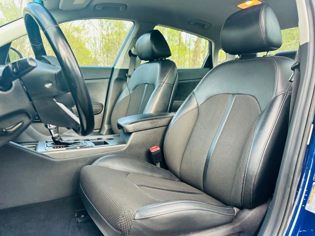 Used 2019 Kia Optima S image 20