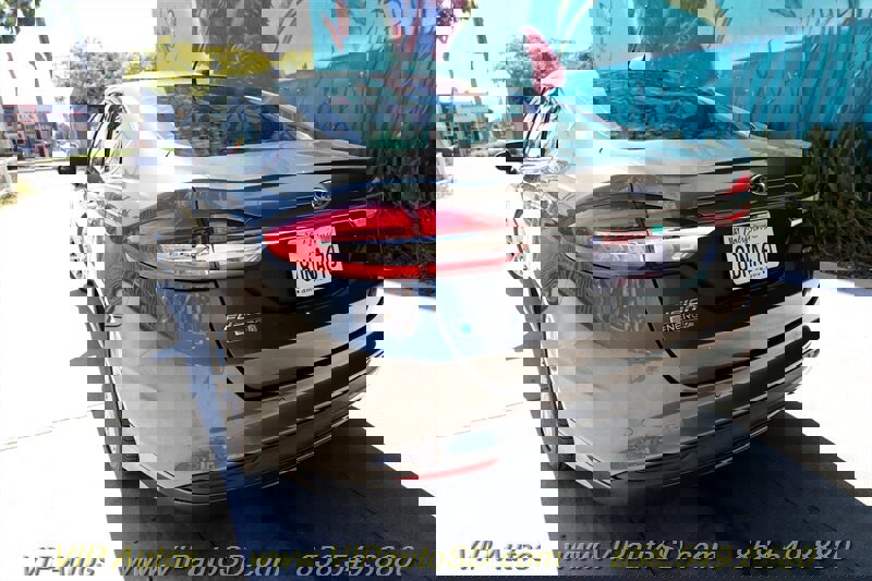 Used 2018 Ford Fusion Energi SE image 36