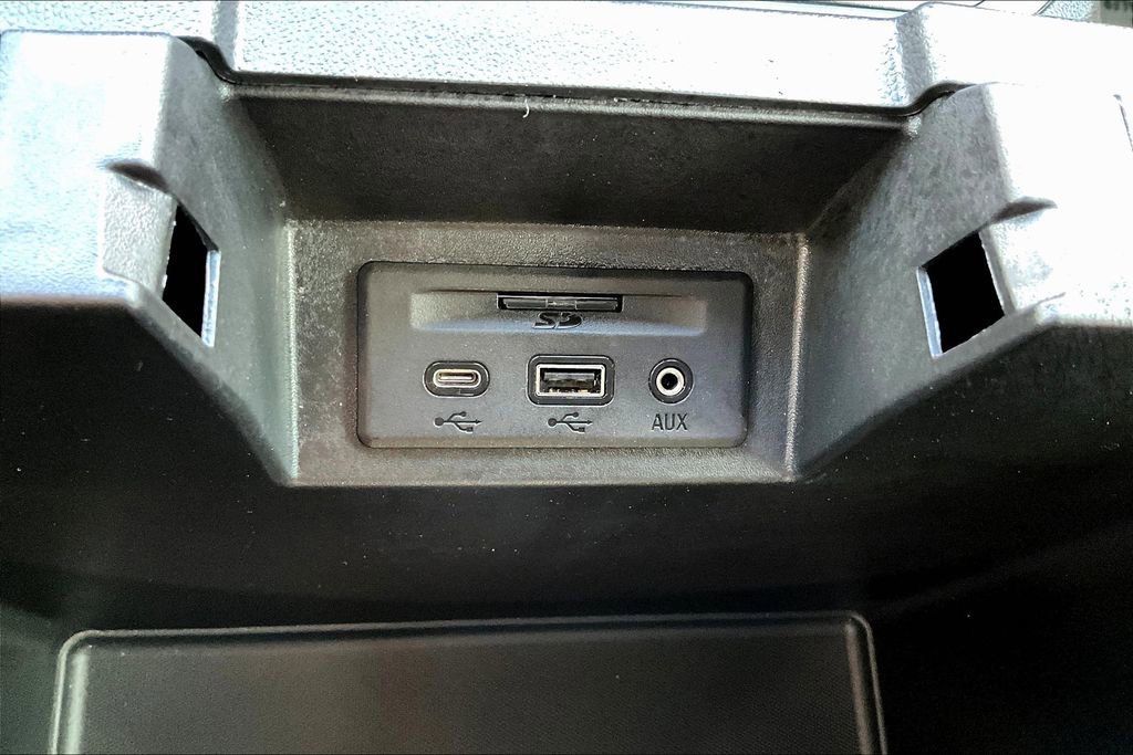 Used 2022 Chevrolet Silverado 3500 High Country w/ Technology Package image 26