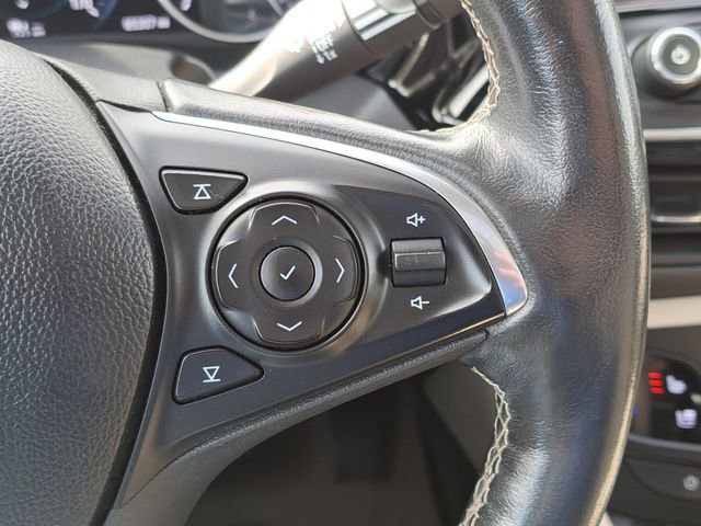 Used 2017 Buick Envision Premium w/ Driver Confidence Package image 18