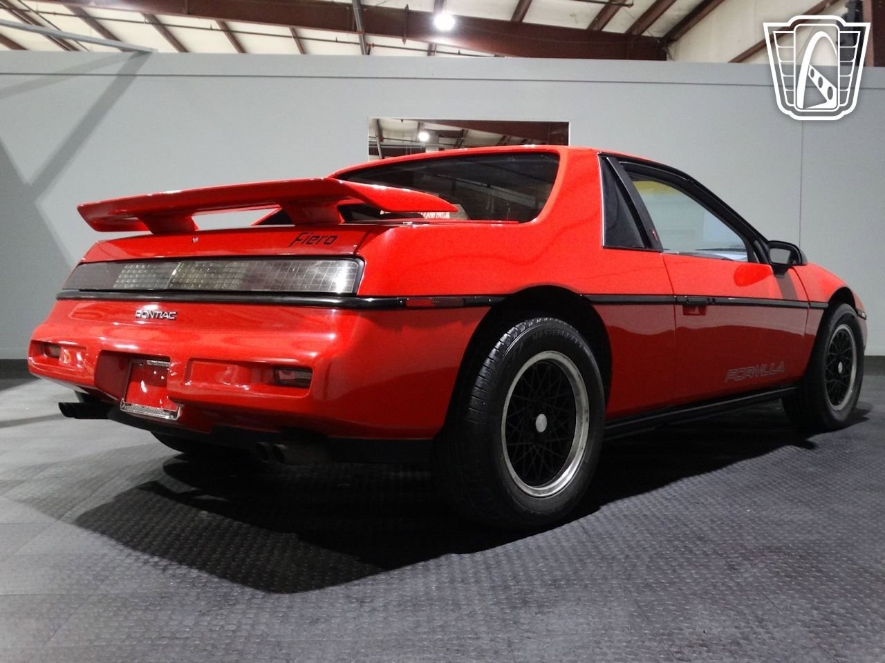 Used 1988 Pontiac Fiero image 18