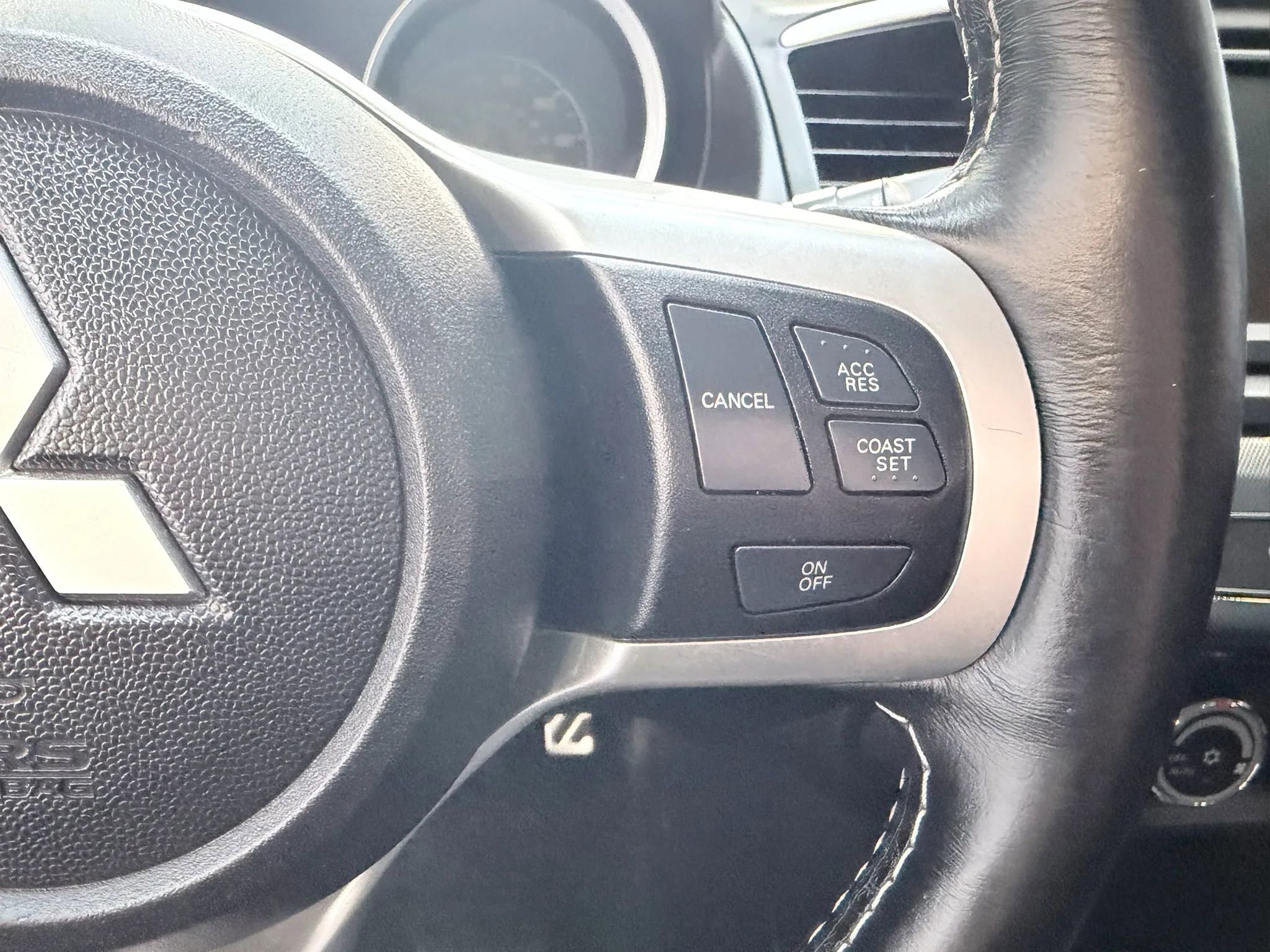 Used 2011 Mitsubishi Lancer Evolution GSR image 14