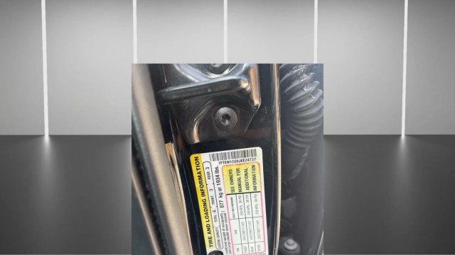 Used 2018 Ford F150 XL w/ Equipment Group 101A Mid RWD image 19