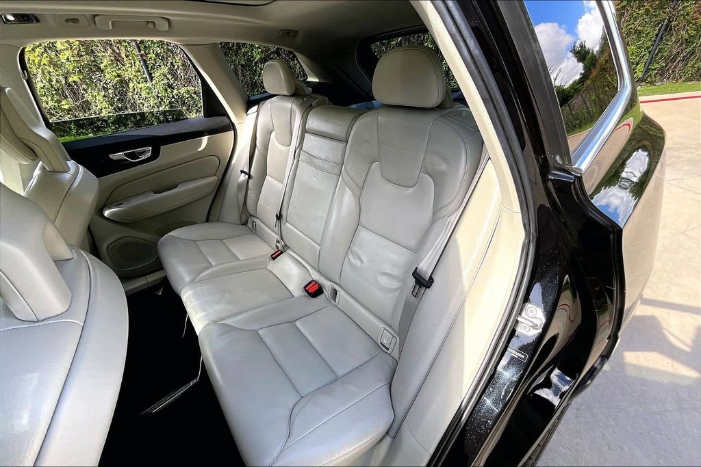 Used 2018 Volvo XC60 T6 Inscription w/ Convenience Package AWD/4WD image 37