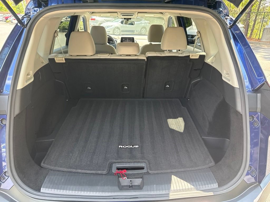 Used 2021 Nissan Rogue SV AWD/4WD image 31
